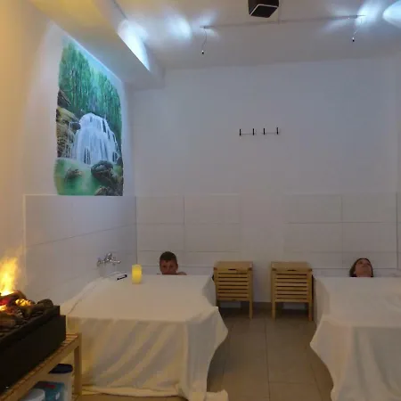 Wellness Salzgrotte 3*