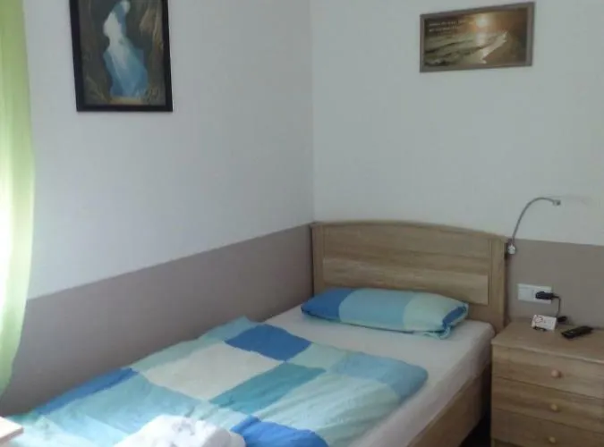 بيت ضيافة Wellness Salzgrotte Sondernau