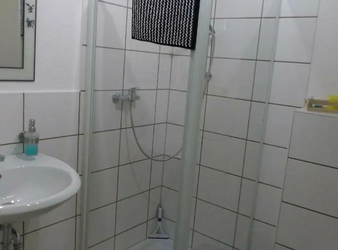 Wellness Salzgrotte بيت ضيافة 3*